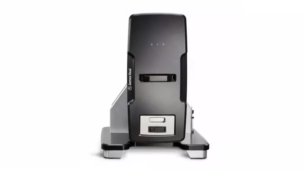 Urządzenie WickView do badania transportu wilgoci w&nbsp;materiałach, ujęcie frontalne na białym tle