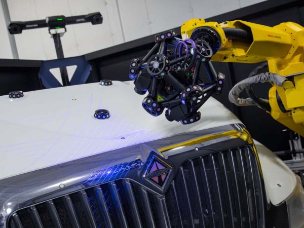 zautomatyzowany-optyczny-system-skanujacy-CUBE-R