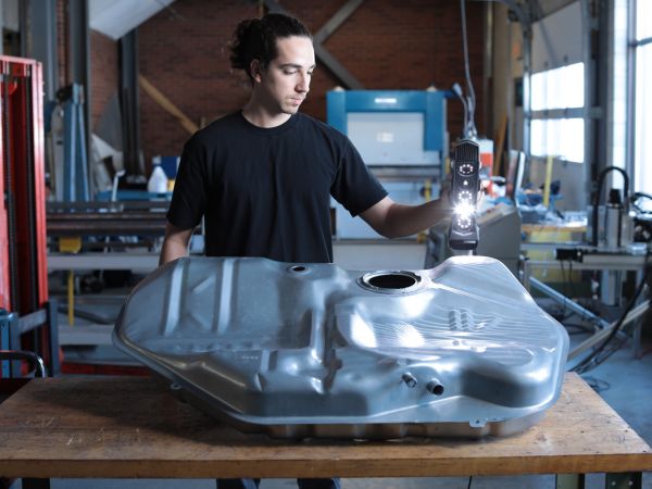 goscan-spark-automotive-tank-skanowanie-czesci-samochodu