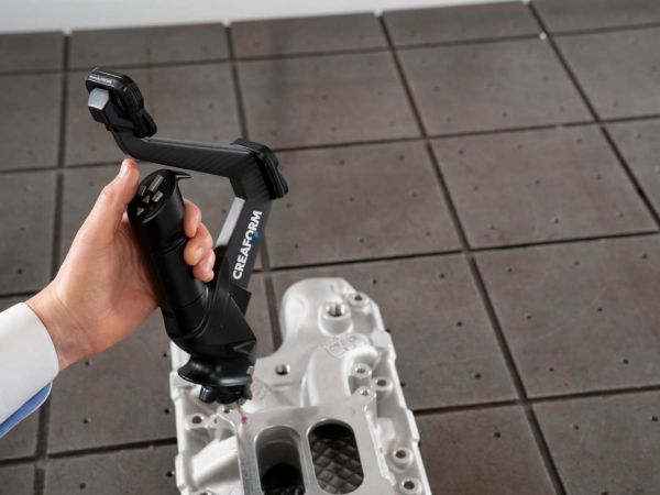 przenosna-wspolrzednosciowa-maszyna-pomiarowa-CMM-HandyPROBE