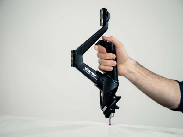 przenosna-wspolrzednosciowa-maszyna-pomiarowa-CMM-HandyPROBE