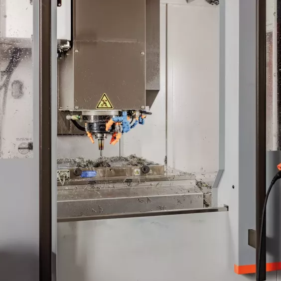 Wytwarzania narzędzi i&nbsp;element&oacute;w z&nbsp;węglik&oacute;w spiekanych i&nbsp;innych materiał&oacute;w trudnoobrabialnych.