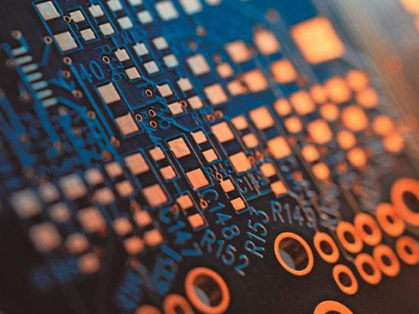 plytka-obwodow-drukowanych-wielowarstwowy-uklad-powlok-au-ni-cu-pcb